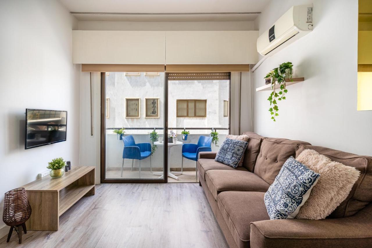 Eleni'S 1-Br Apt In Larnaca Center Zewnętrze zdjęcie